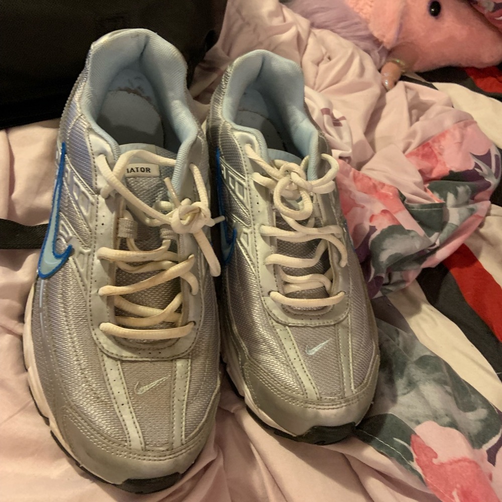 Women Nike shoes worn maybe two times were to tight on my feet